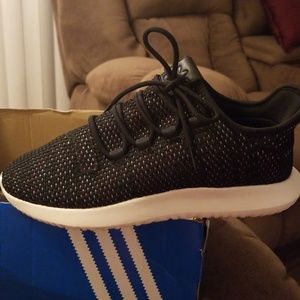 Addidas Tubular NWT
